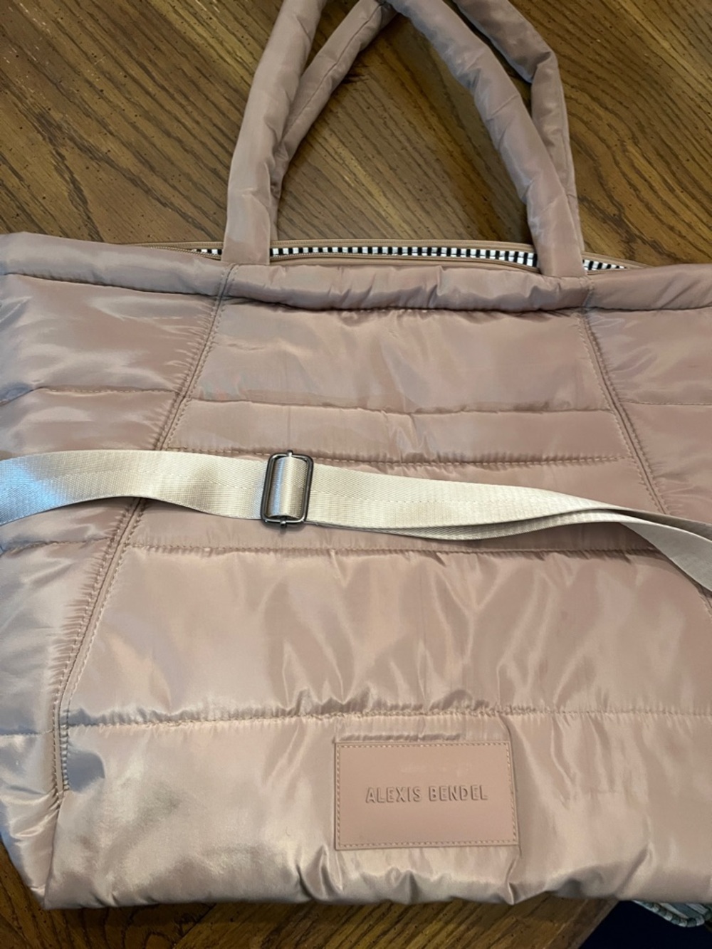 Alexis Bendel Blush Tan Quilted Tote with Adjustable Strap, NWOT - Picture 12 of 16